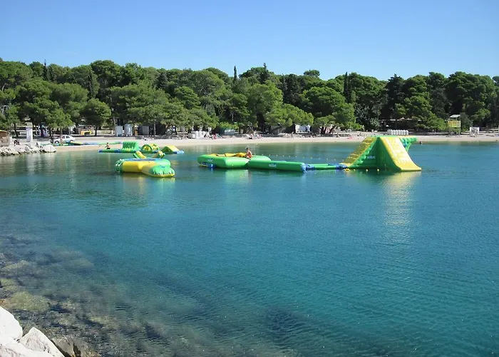 Angie 비오그라드나모루